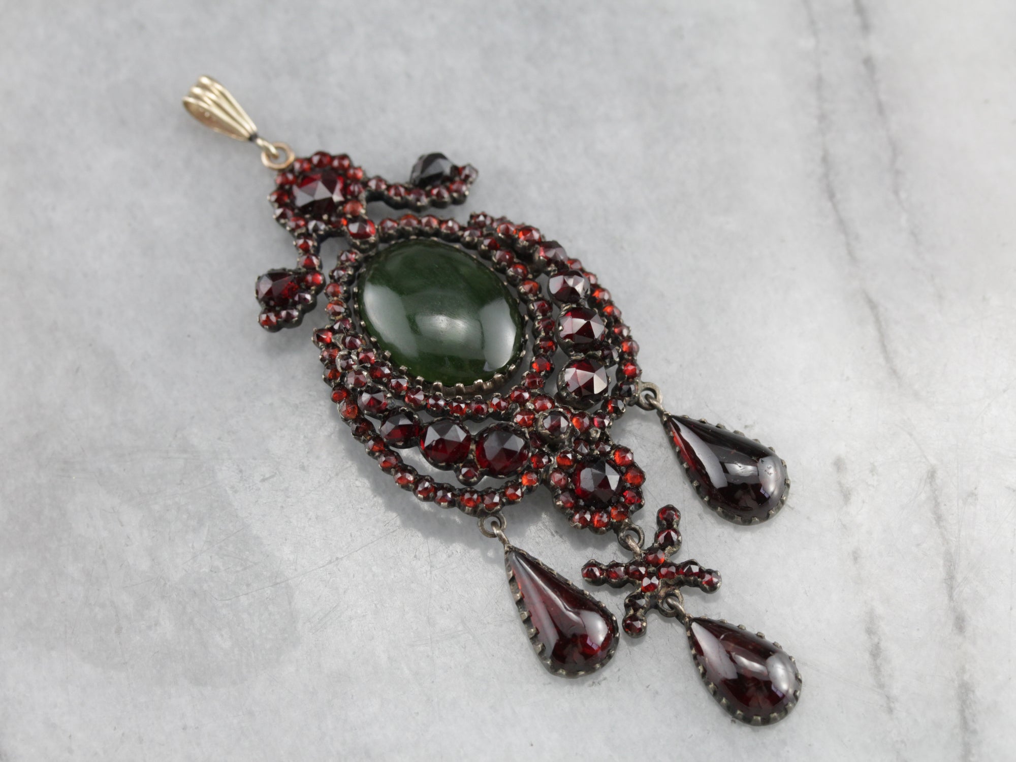 Victorian bohemian garnet jewelry