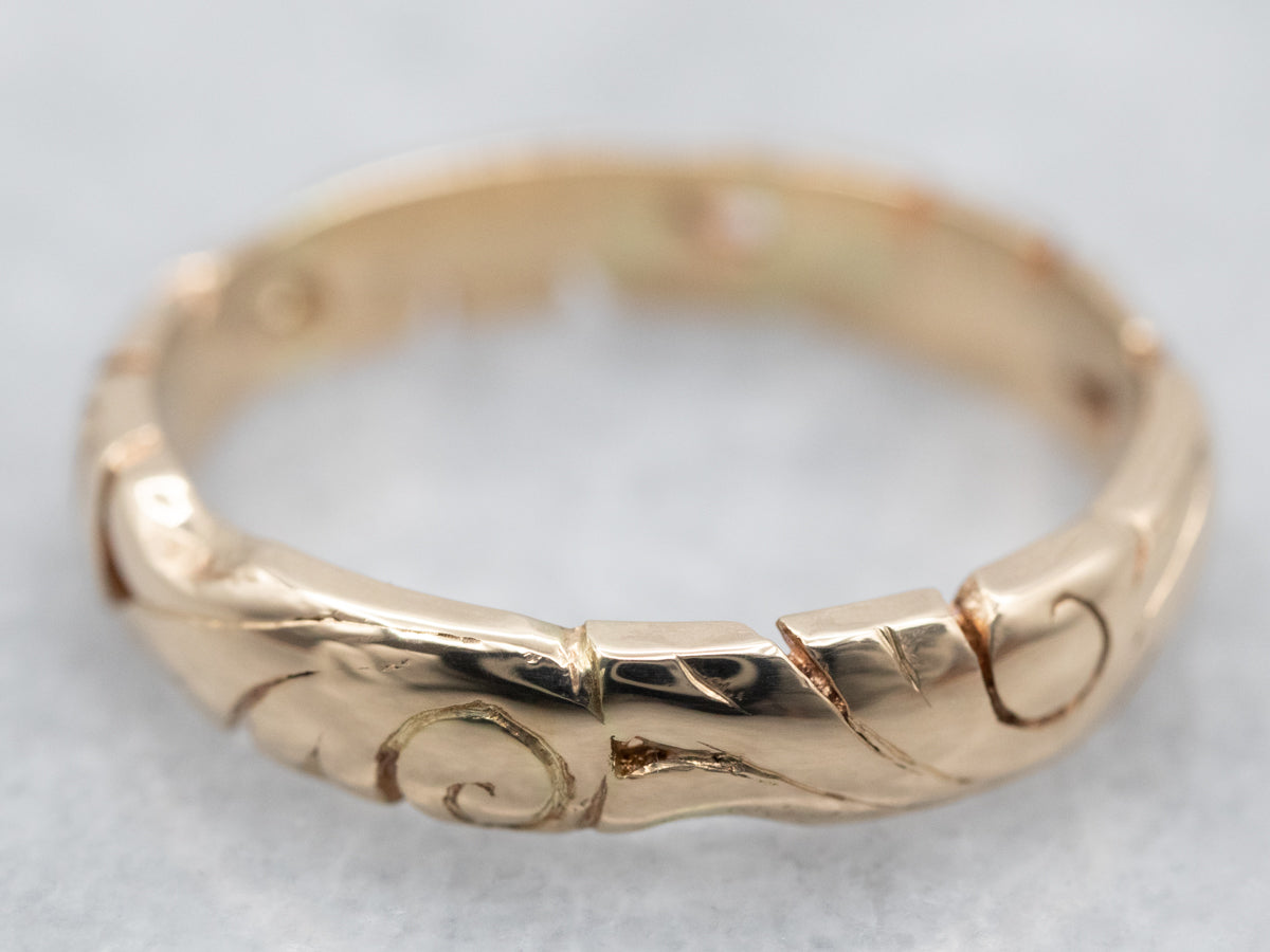 Scrolling Polished Gold Pattern Band