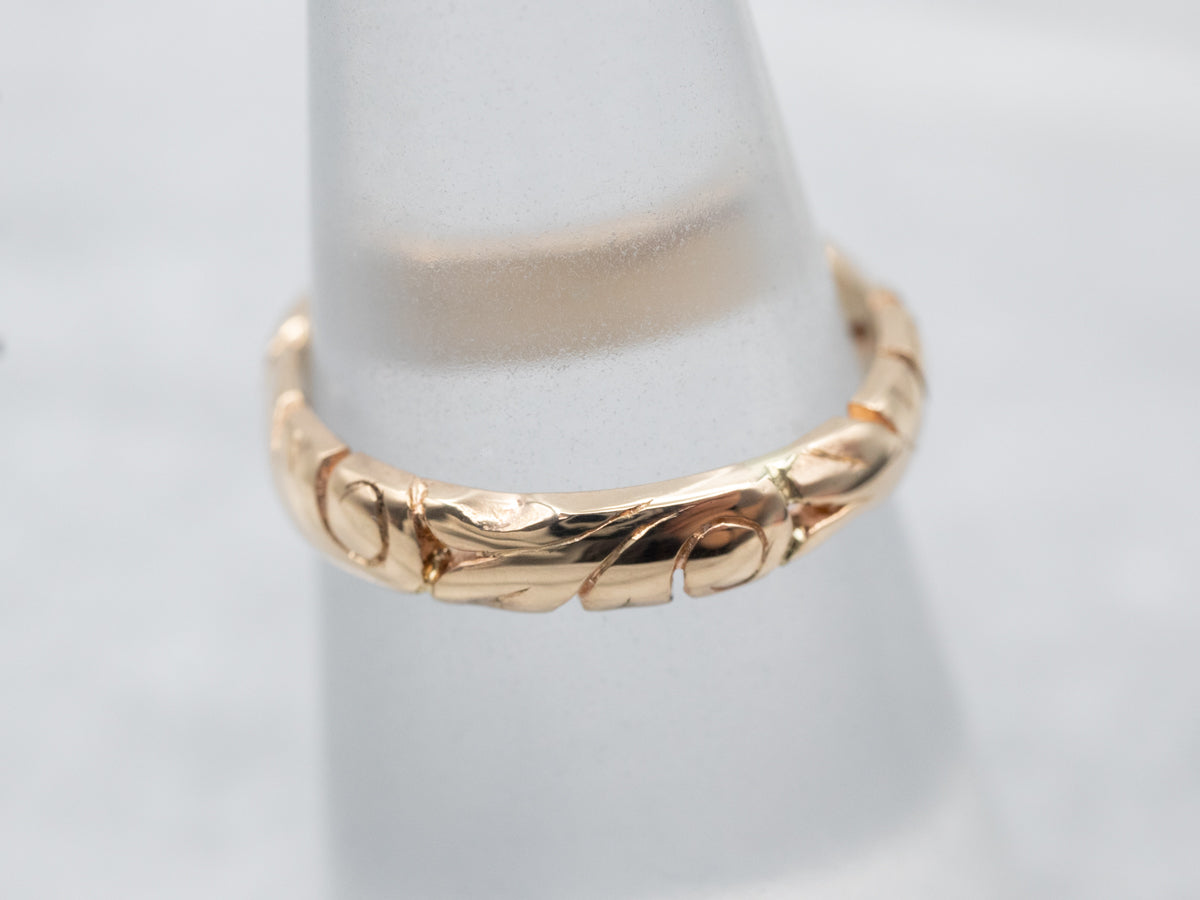 Scrolling Polished Gold Pattern Band