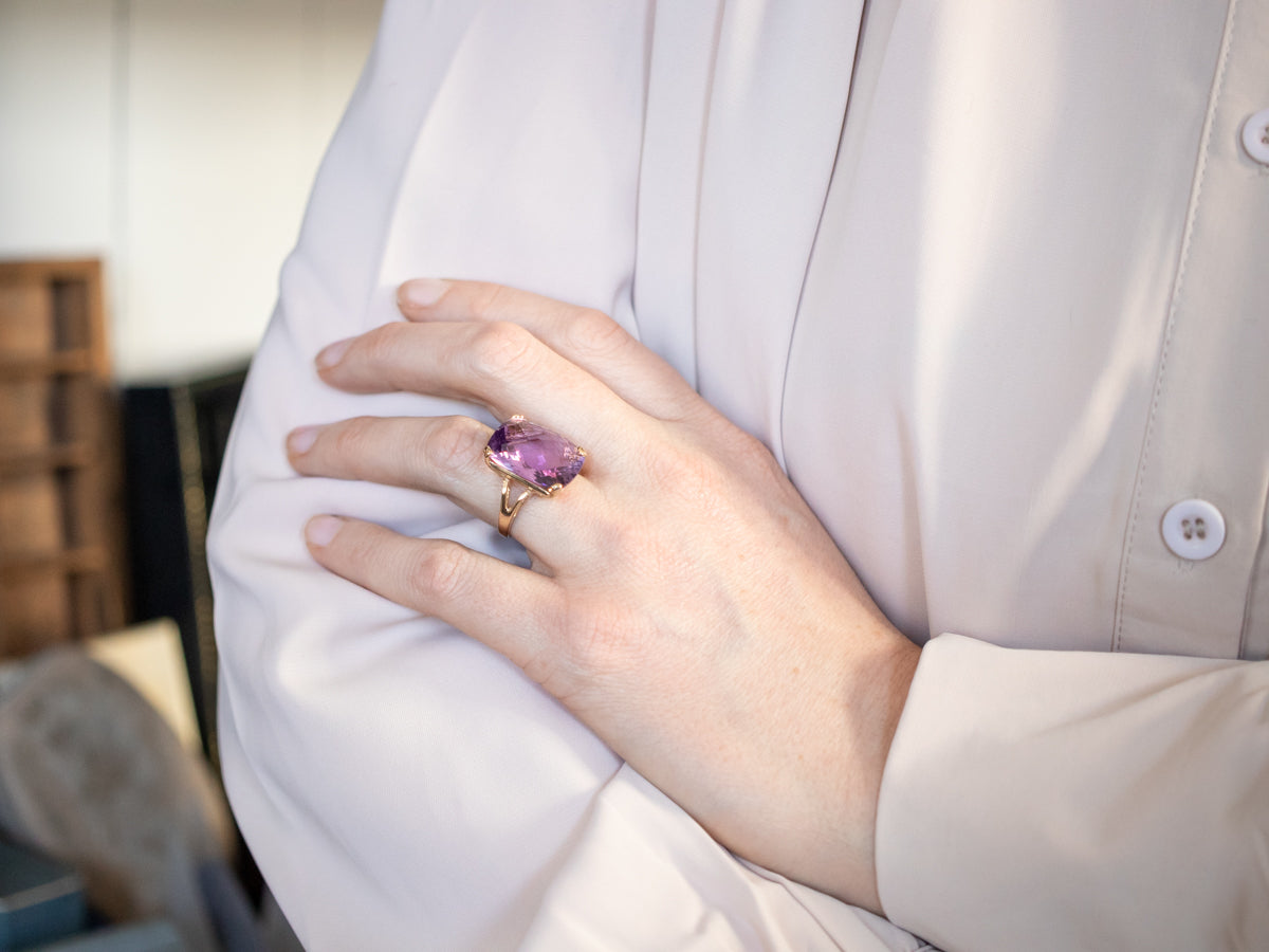 Glittering Gold Amethyst Solitaire Cocktail Ring