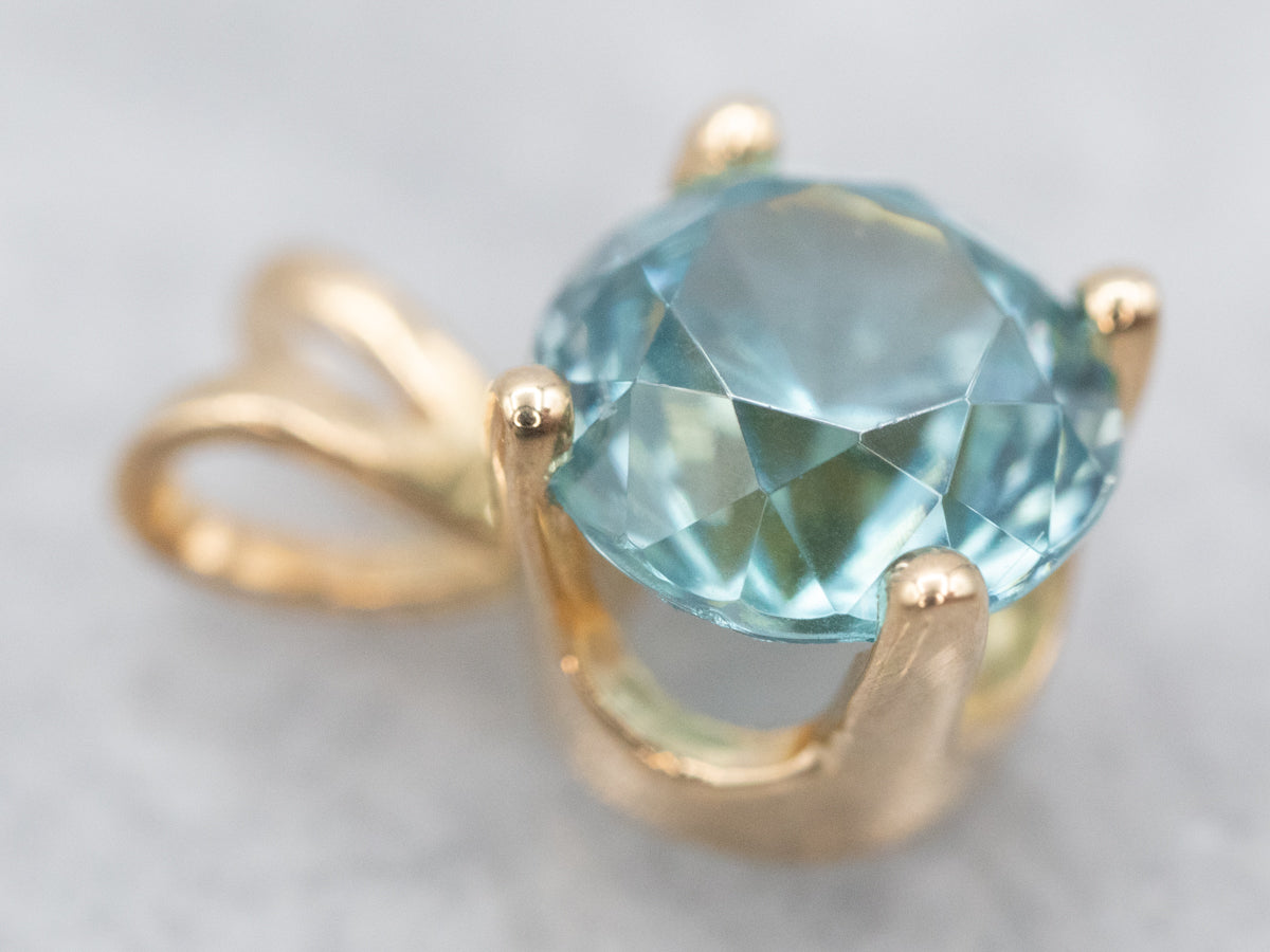 Yellow Gold Blue Zircon Solitaire Pendant