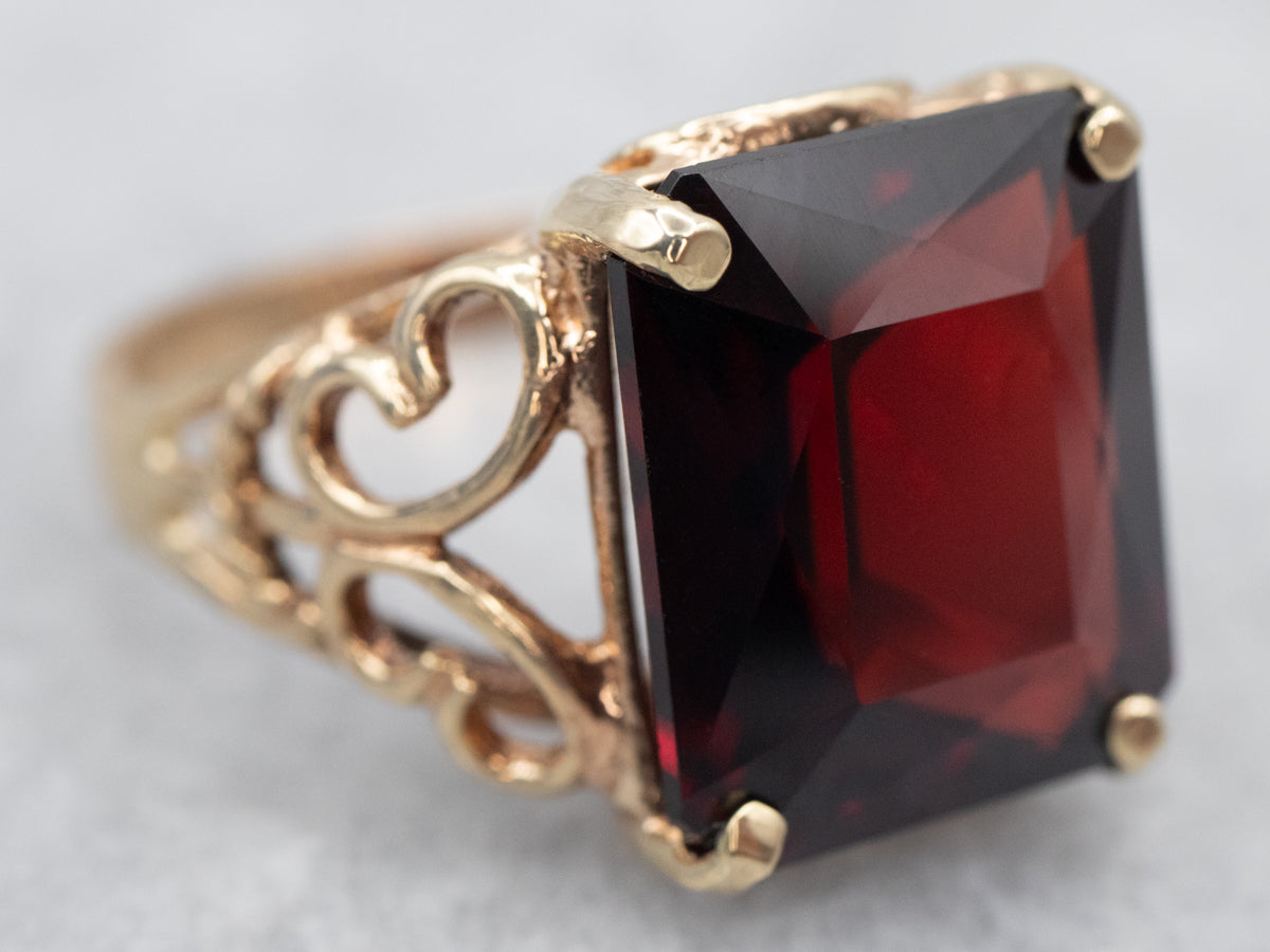 Vintage Gold Pyrope Garnet Cocktail Ring