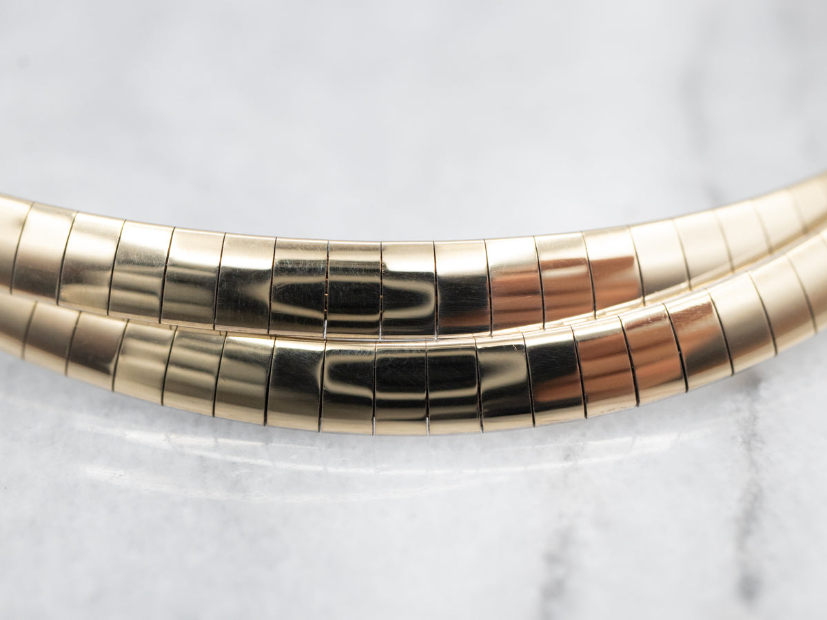 Reversible Two-Tone Gold Omega Chain