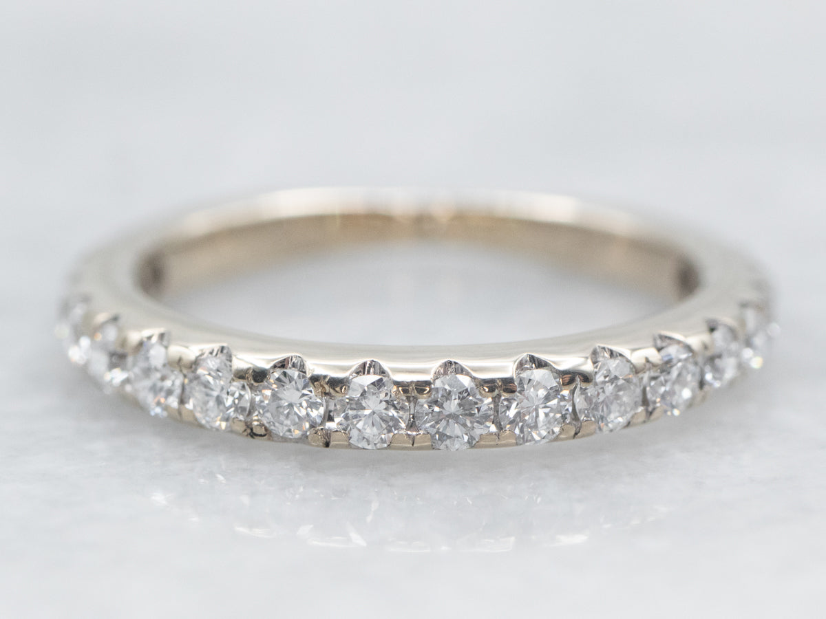 18-Karat White Gold Diamond Wedding Band