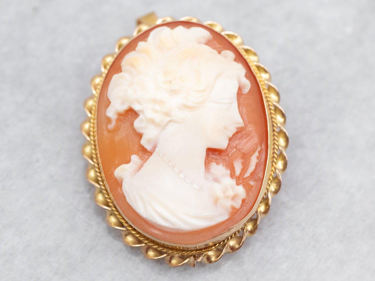 Yellow Gold Cameo Pendant or Brooch