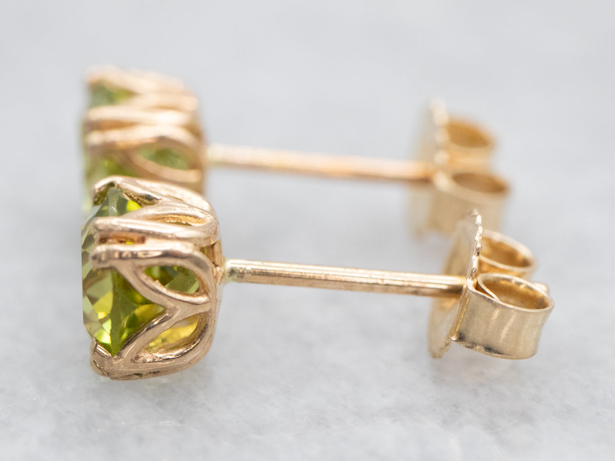 Yellow Gold Peridot Stud Earrings