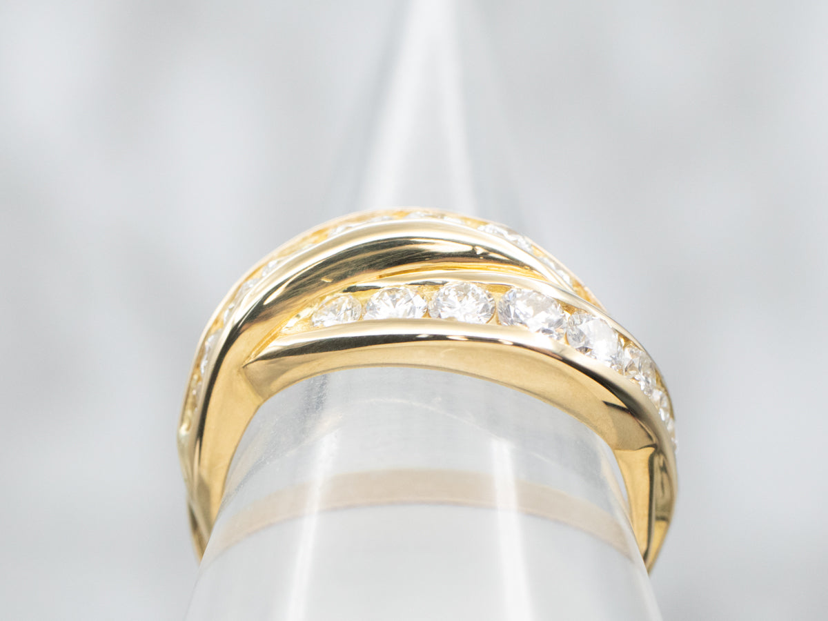 Twisting 18-Karat Gold and Diamond Band