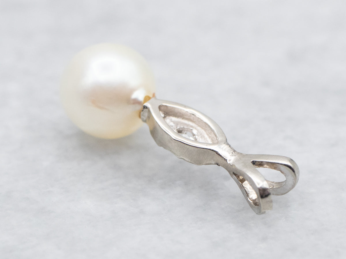 Saltwater Pearl and Diamond Pendant