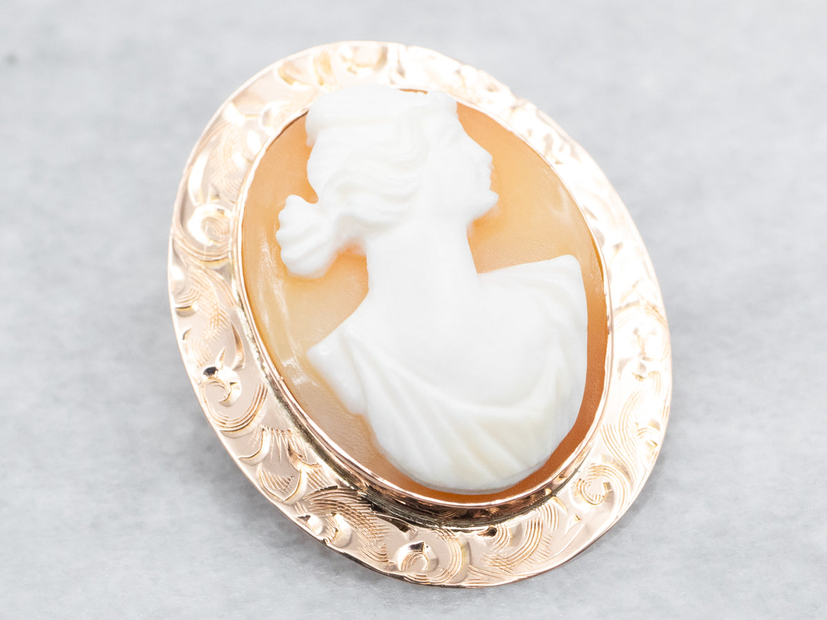 Vintage Gold Cameo Brooch or Pendant