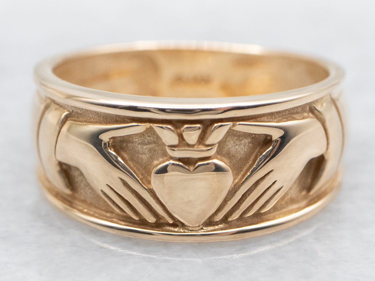 Yellow Gold Claddagh Band