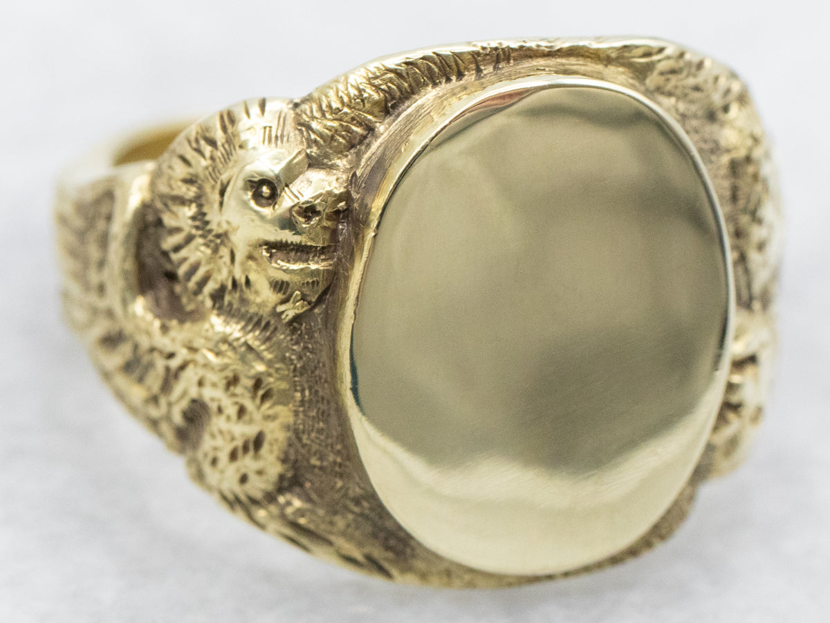 Anillo con sello de dragón para hombre en oro verde