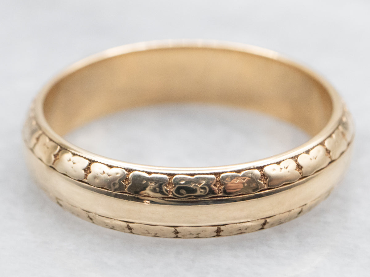 Gold Forget-Me-Not Patterned Wedding Band