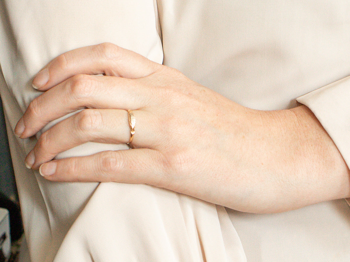 1940's Two Tone Patterned Wedding Band