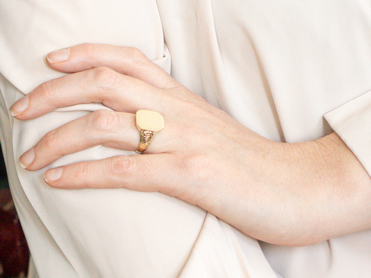 Antique Gold Signet Ring with Swirling Shoulders