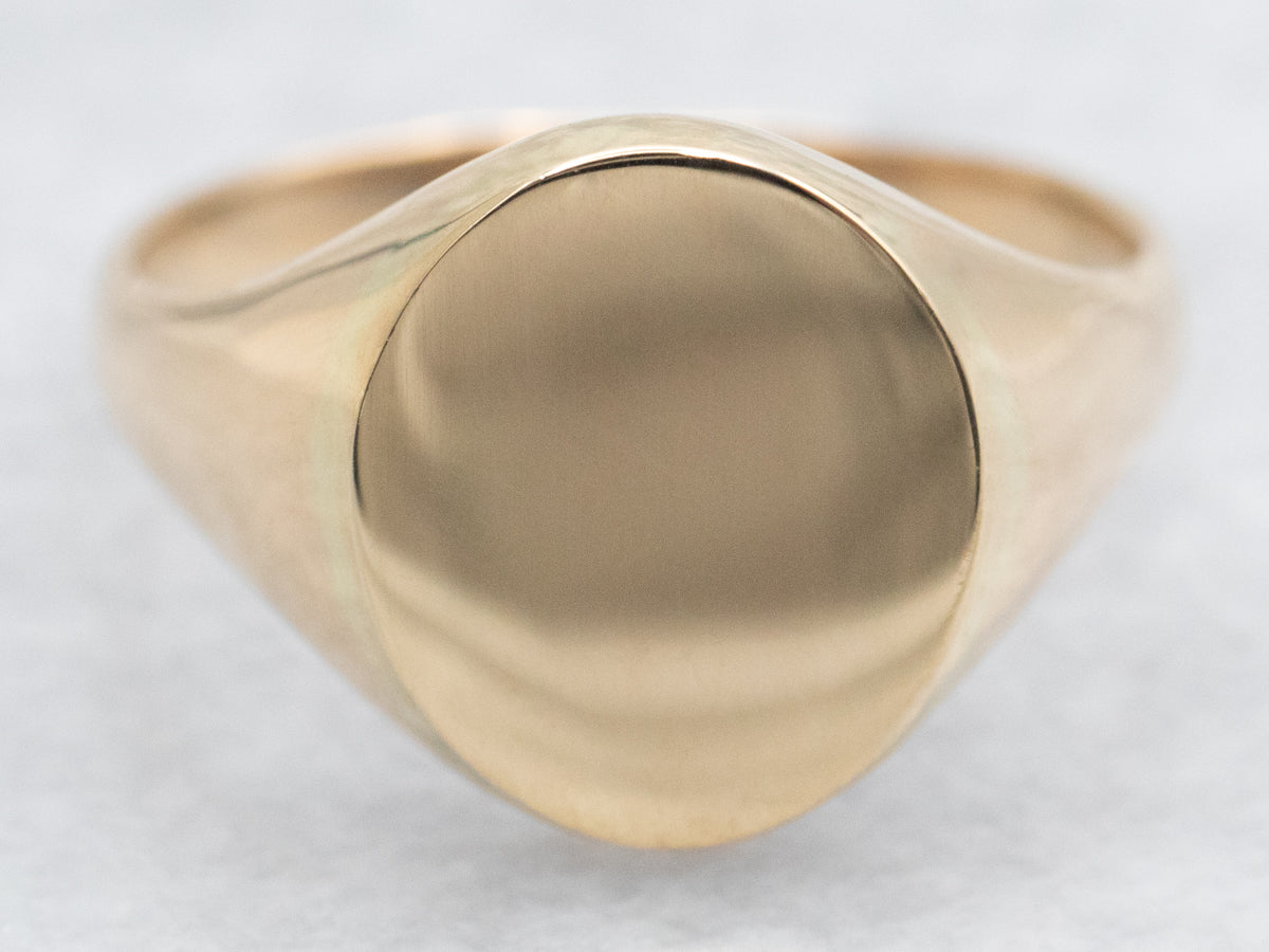 Yellow Gold Plain Signet Ring with Oval Top