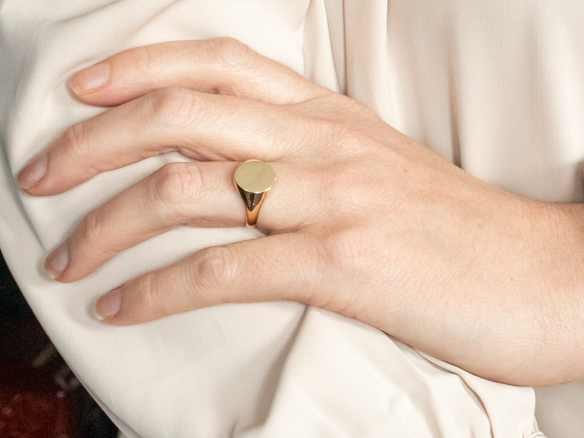 Yellow Gold Signet Ring with Oval Top