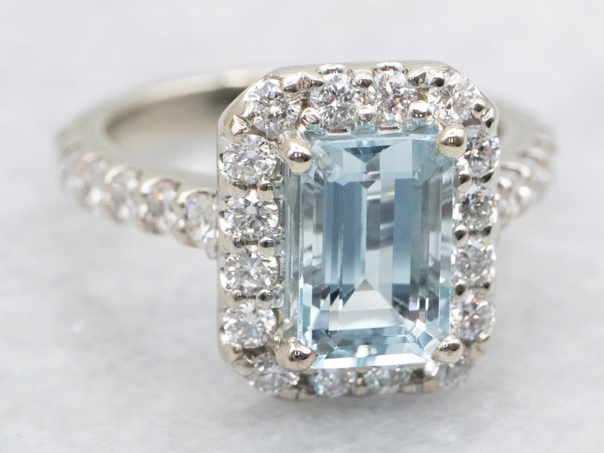 Modern Aquamarine Ring with Diamond Halo