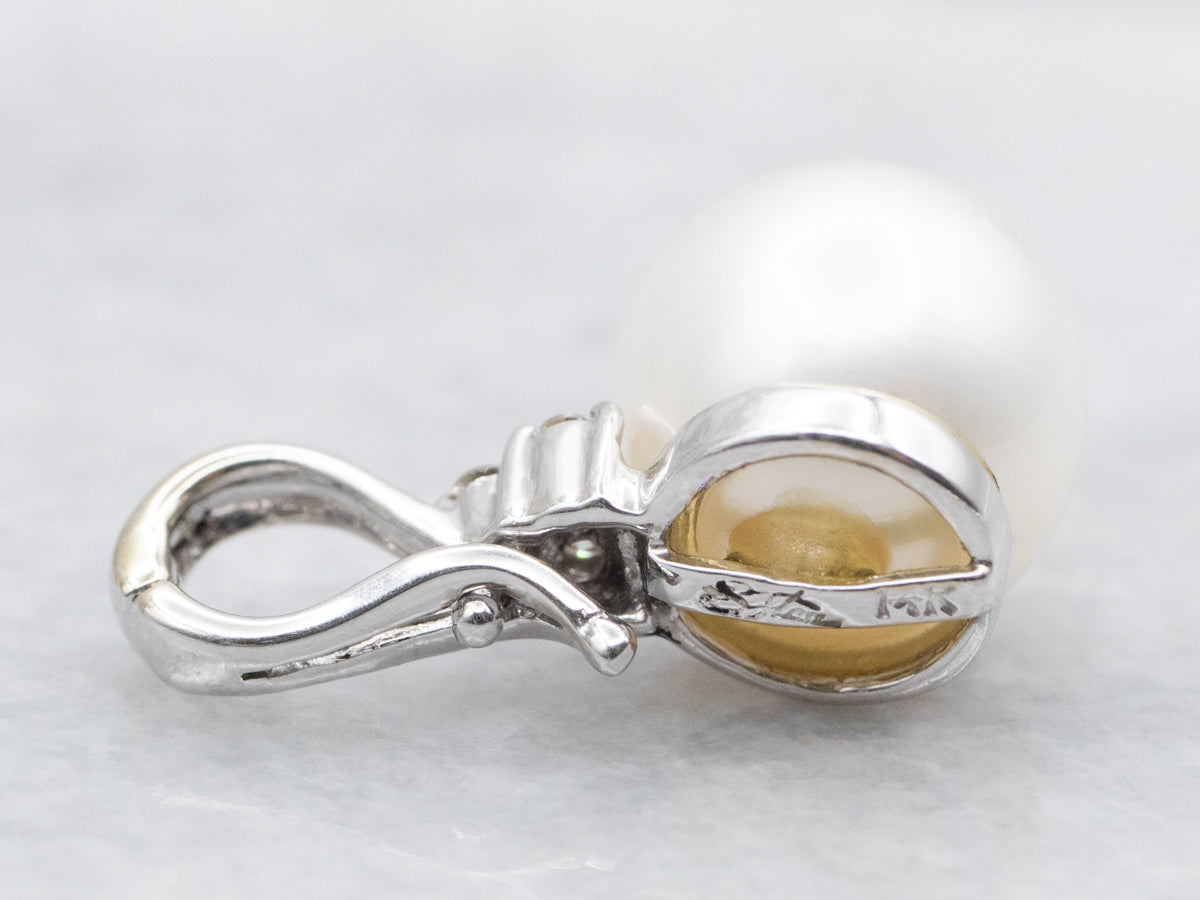 Saltwater Pearl and Diamond Pendant