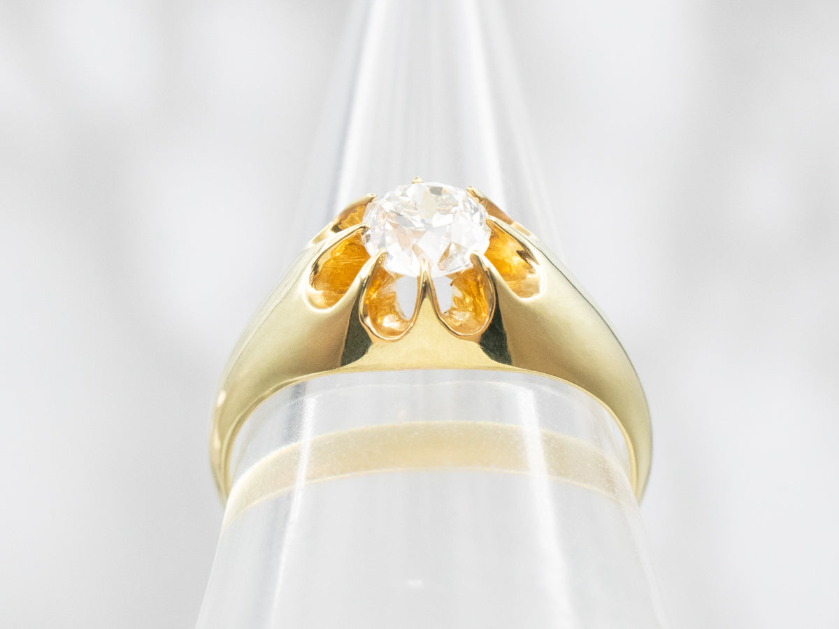 Anillo de compromiso con solitario de diamantes de talla europea en oro amarillo