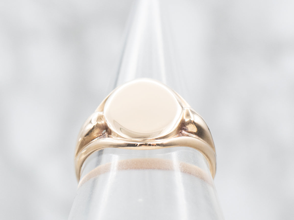 Plain Oval Top Signet Ring