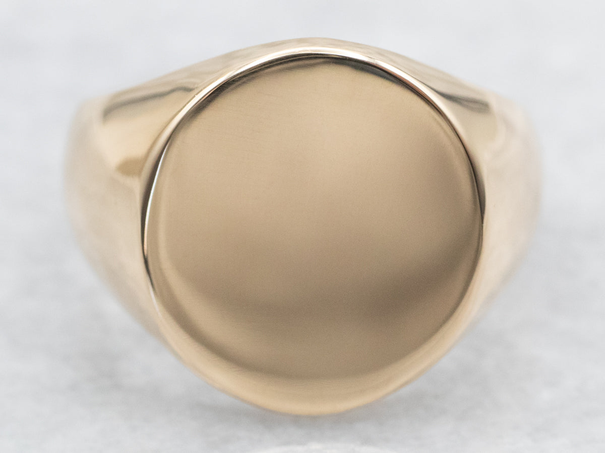 Plain Signet Ring with Oval Top