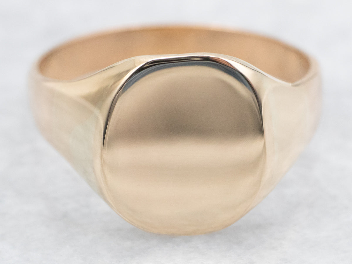 Unisex Plain Gold Oval-Top Signet Ring