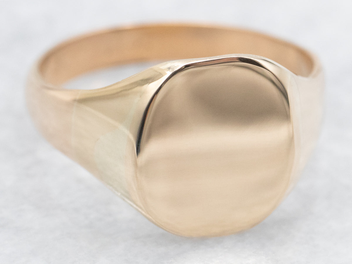 Unisex Plain Gold Oval-Top Signet Ring