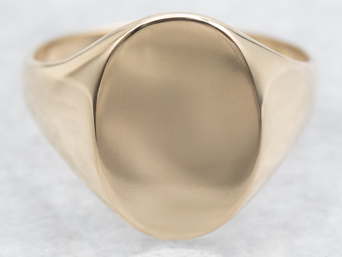 Vintage Plain Yellow Gold Signet Ring