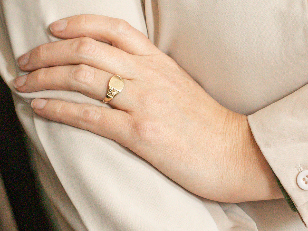 Plain Signet Ring with Etched Shoulders