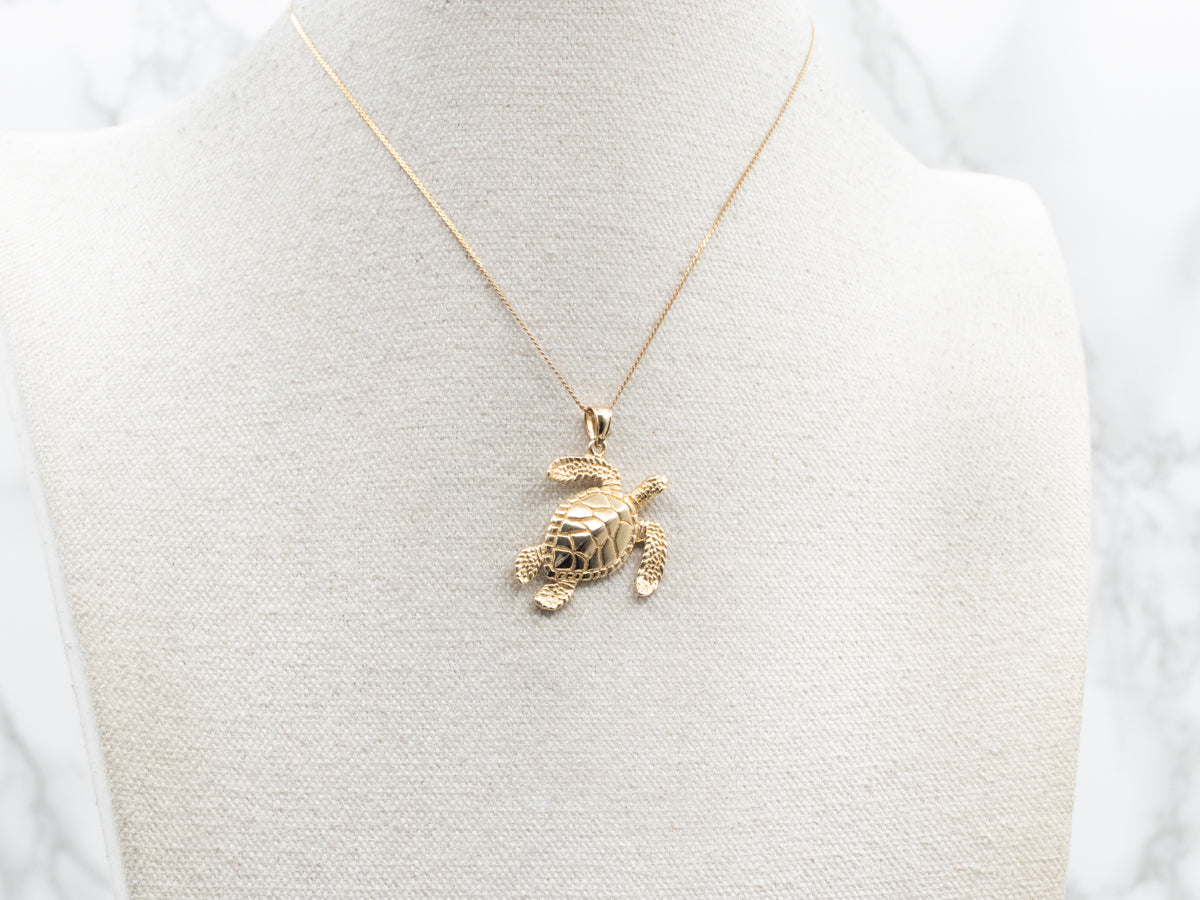 Yellow Gold Sea Turtle Pendant