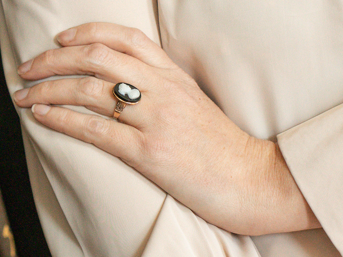 Victorian Rose Gold Onyx Cameo Ring