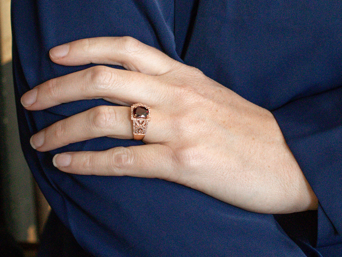 Modern Rhodolite Garnet and Diamond Rose Gold Filigree Ring