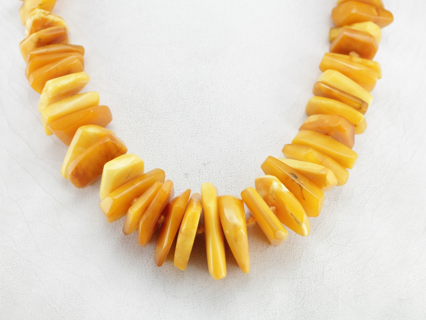 Graduated Chunky Amber Beaded Necklace