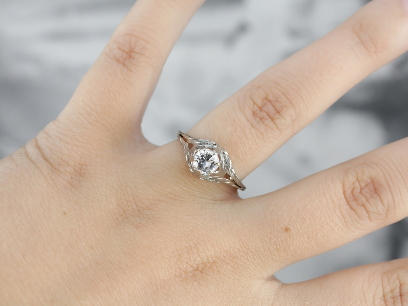 Belais ring outlet