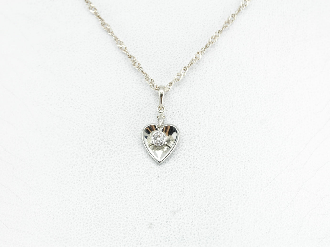 Diamond Heart White Gold Pendant