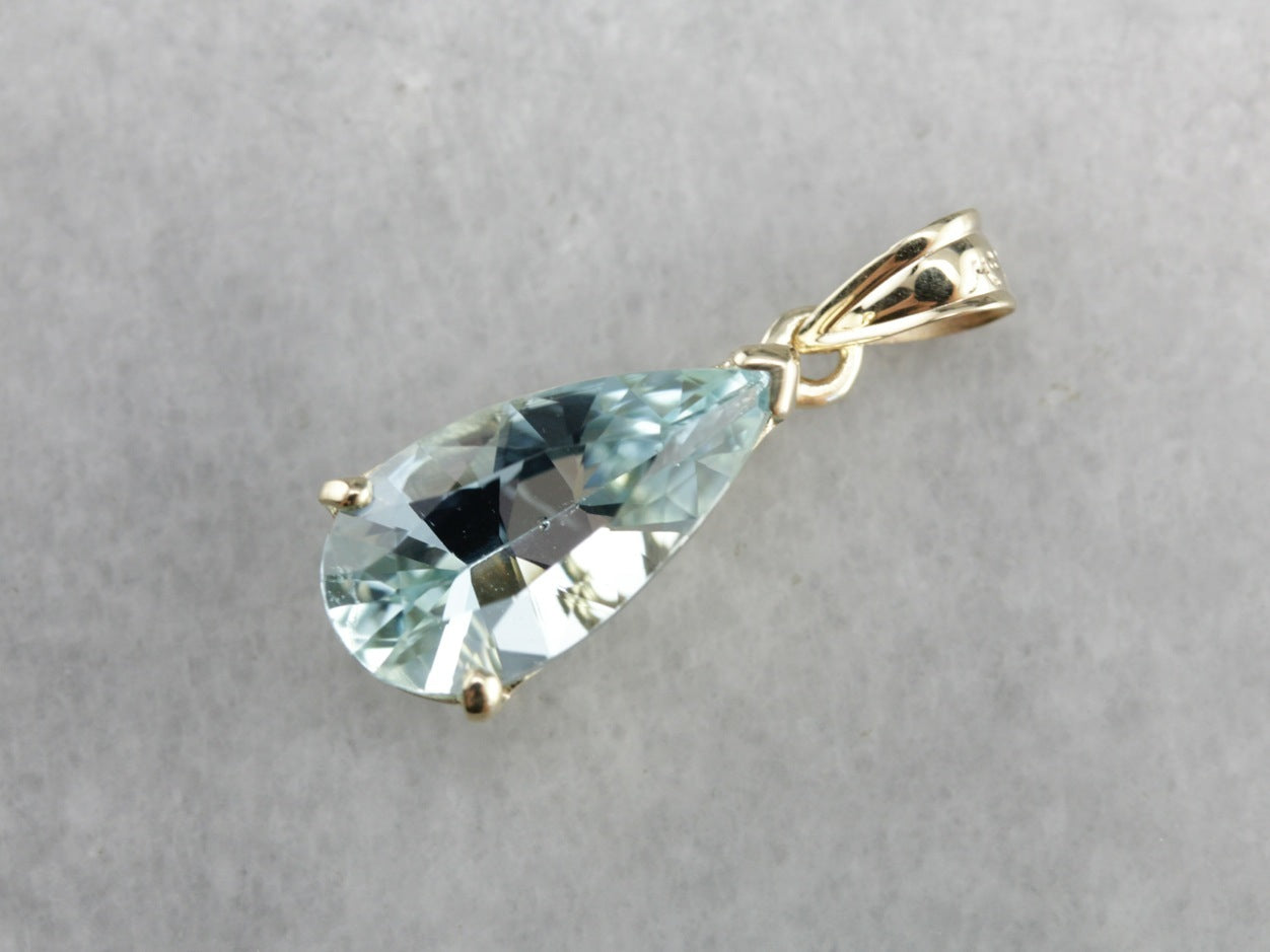 Teardrop Aquamarine Pendant