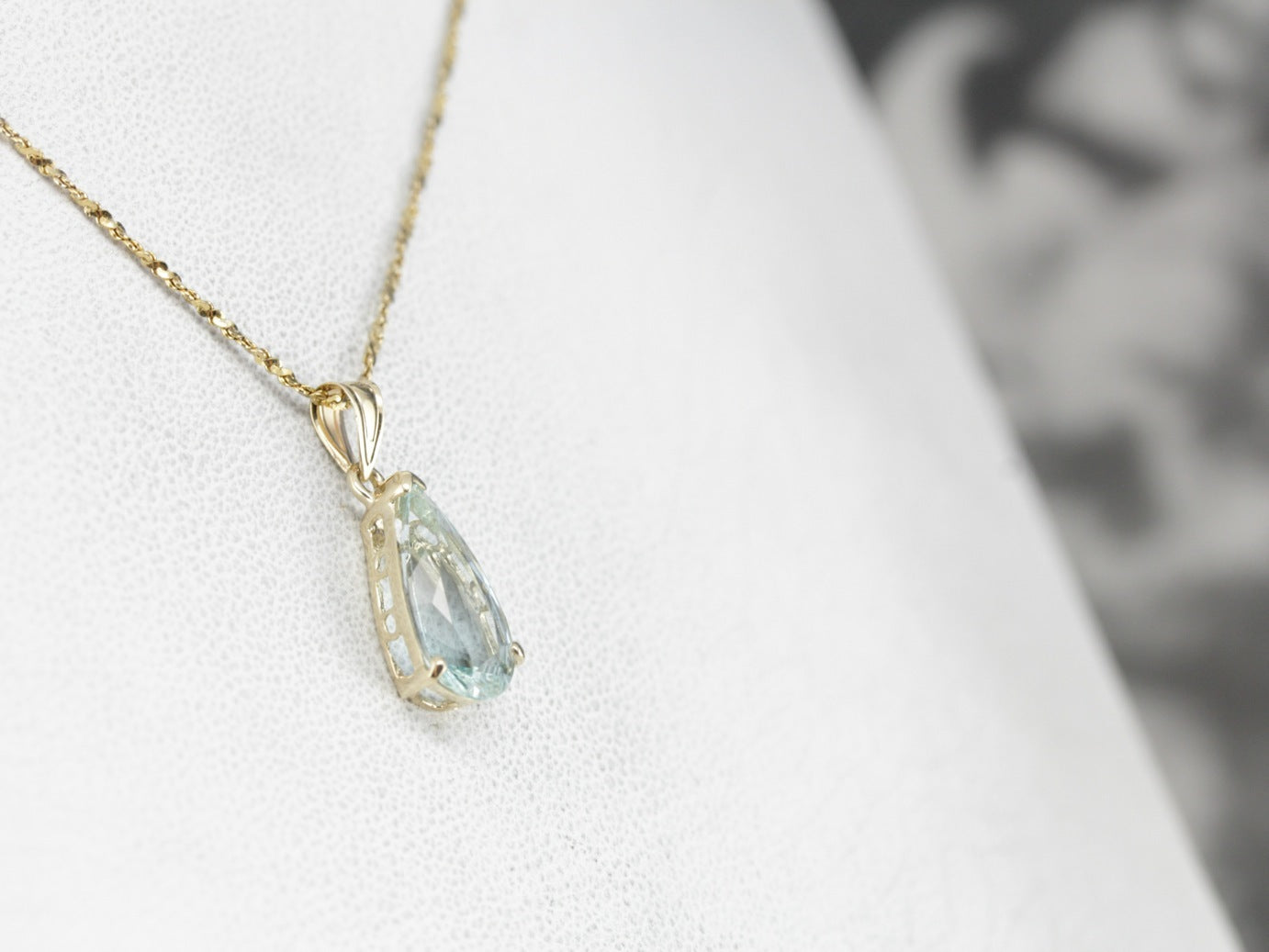 Teardrop Aquamarine Pendant