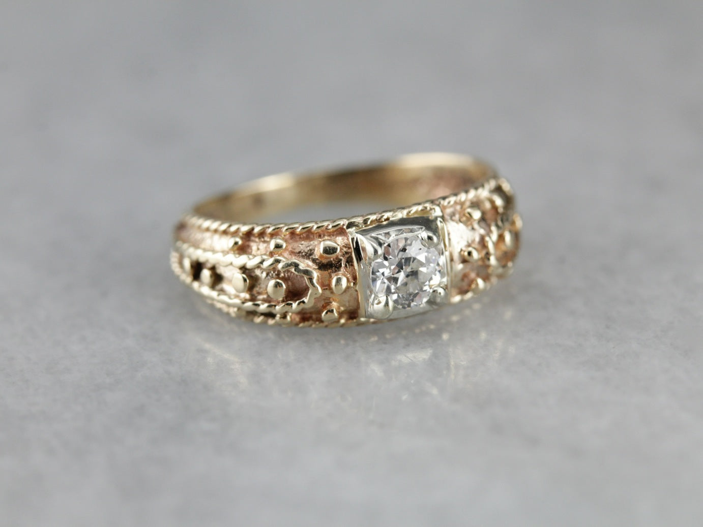 Ornate Diamond Solitaire Band