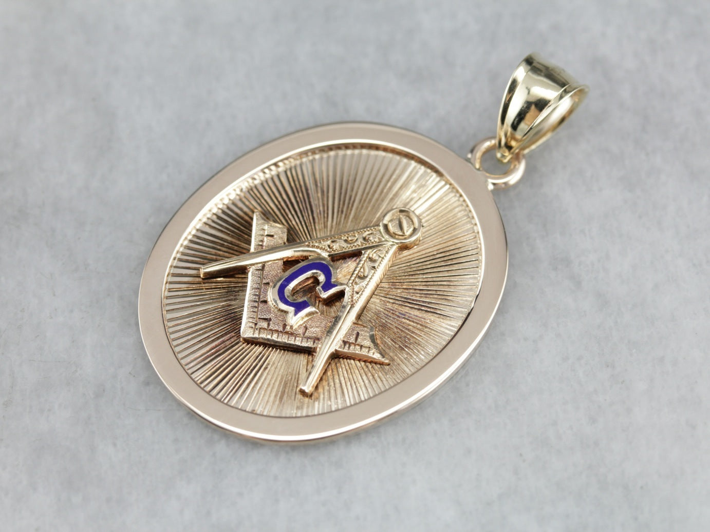 Men's Duel Sided Vintage Masonic Pendant