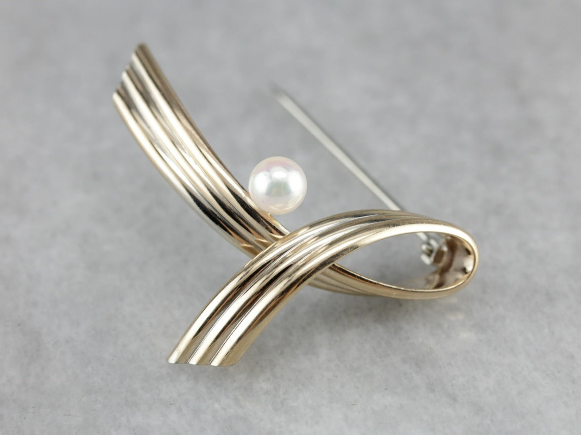 Modernist Pearl Gold Ribbon Brooch