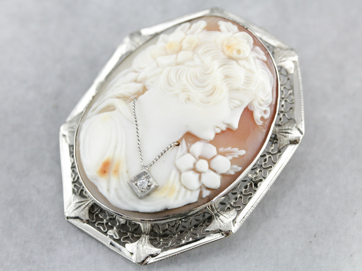 Art Deco Cameo Brooch or Pendant with Woman Wearing a Diamond Necklace