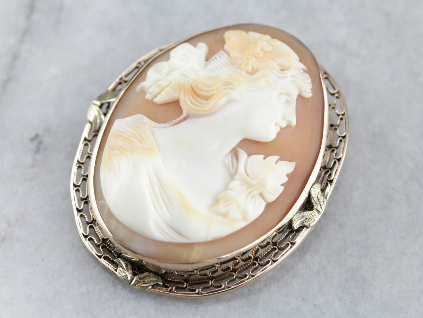 Broche o colgante de cameo vintage