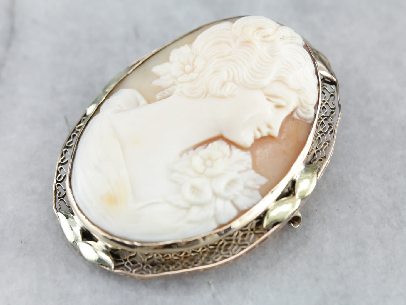 Broche o colgante de cameo vintage