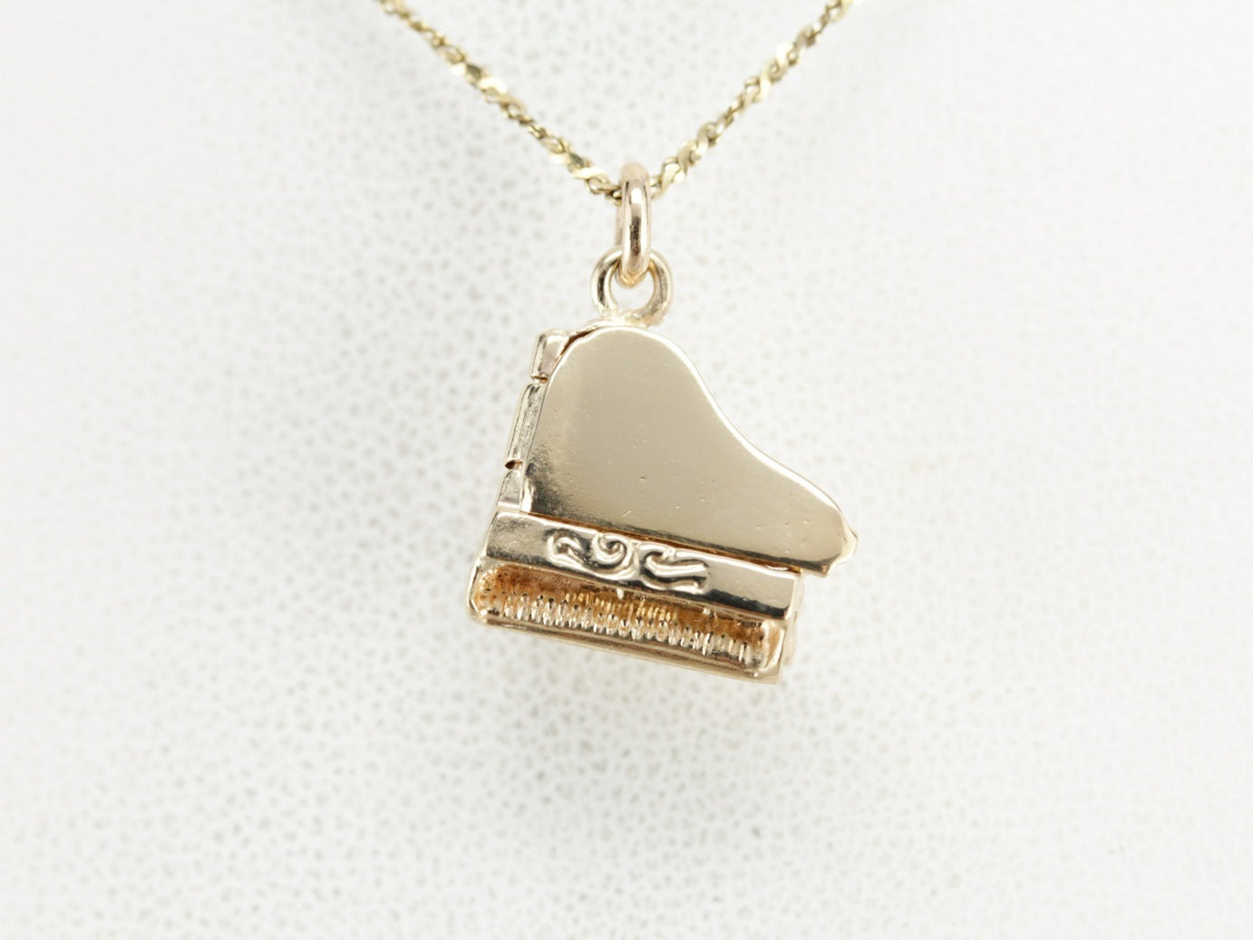 Grand Piano Charm