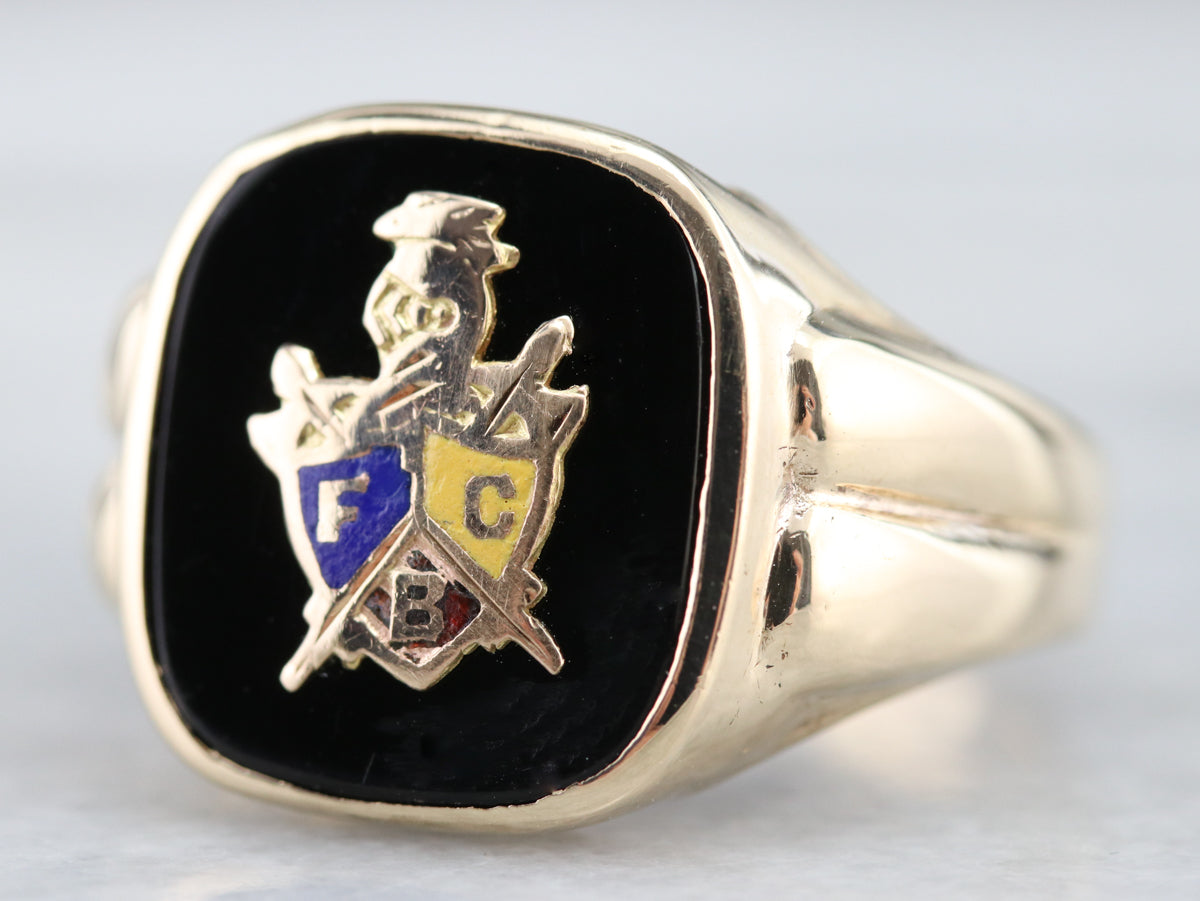 VINTAGE 10K SOLID YELLOW GOLD KNIGHTS OF PYTHIAS ENAMEL RING SIZE 8