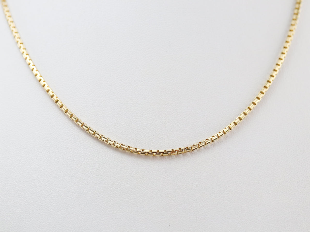 Yellow 18 Karat Gold Tube Link Chain