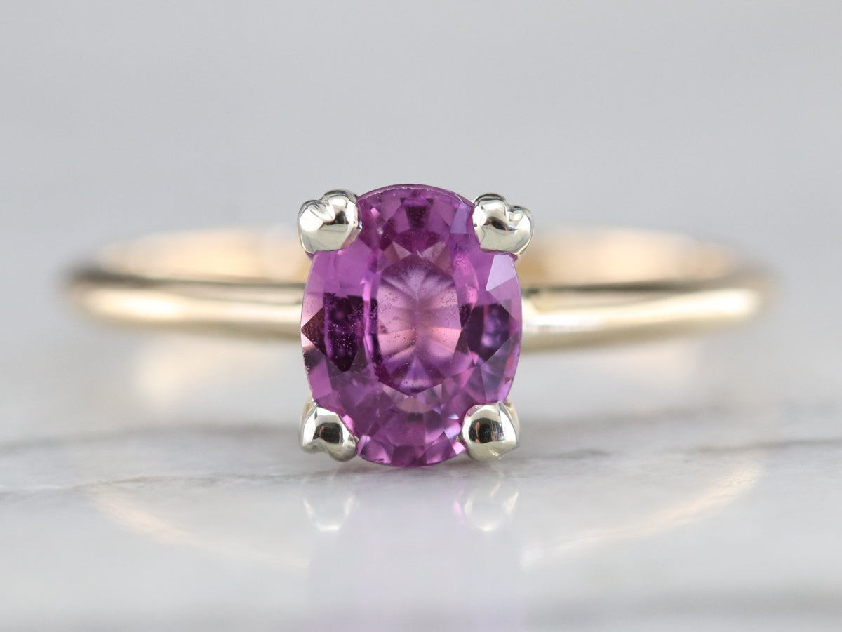 Anillo solitario con zafiro rosa de Ceilán