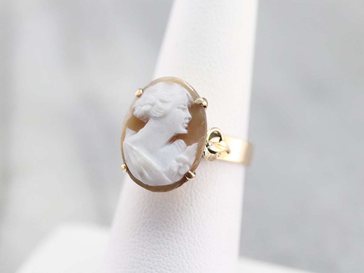 Vintage Gold Botanical Cameo Ring