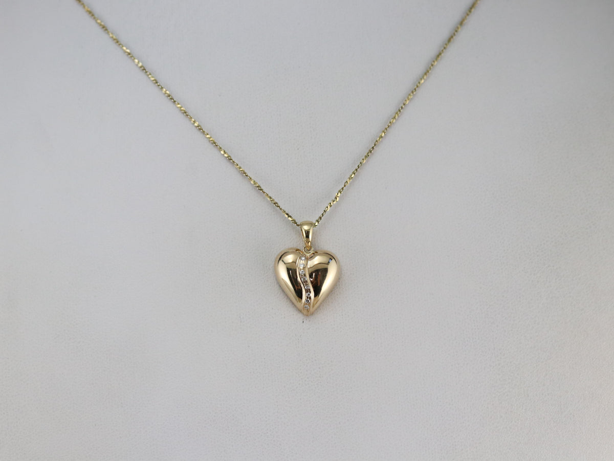 Diamond Heart Gold Pendant