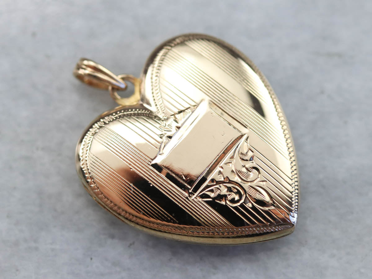 Retro Era Heart Shaped Locket